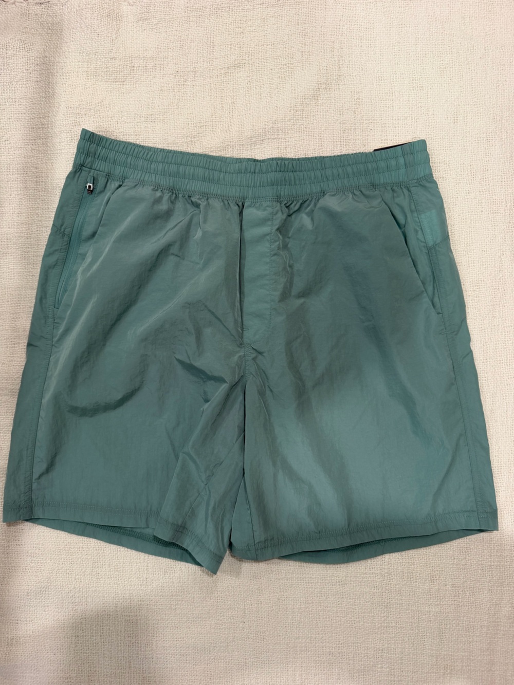 Men's VRST Athletic Quick-Dry Shorts in Teal Green Size L